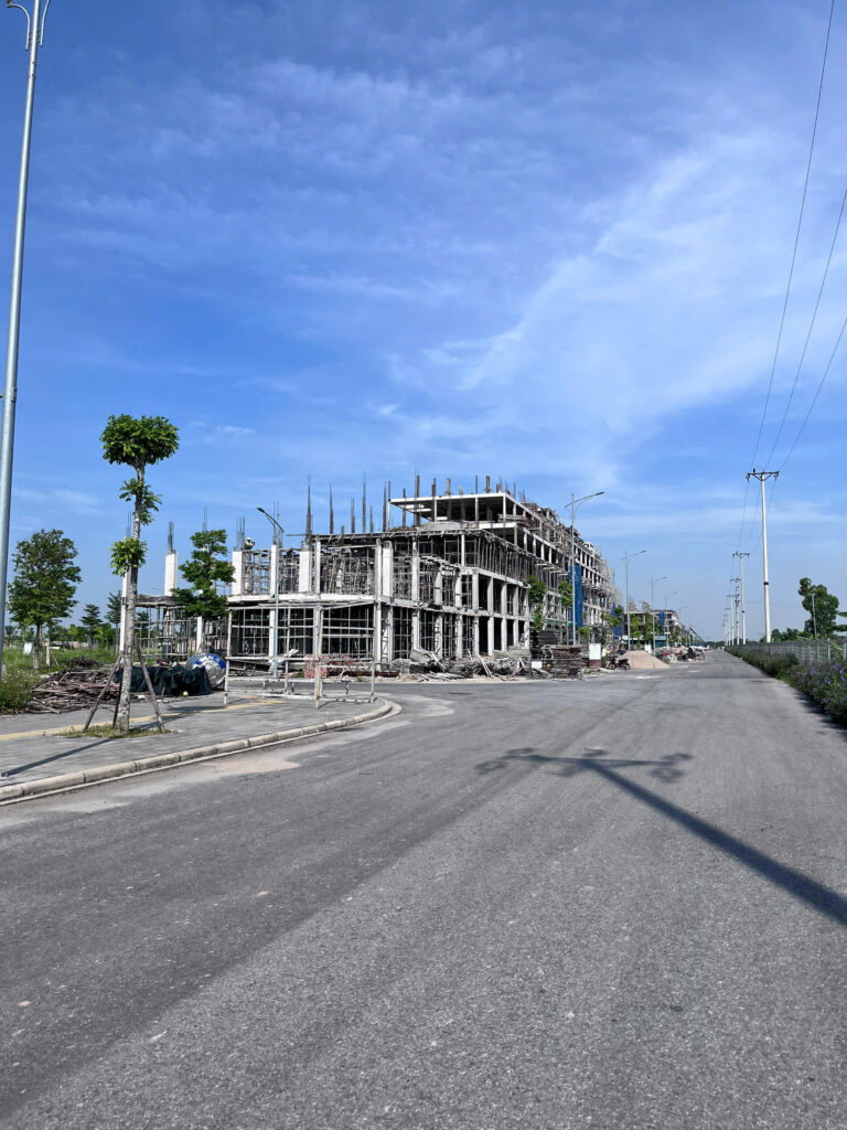 Licogi 18 Riverside tăng tốc thi công: Hàng loạt căn nhà đã bắt đầu cất nóc - LICOGI 18 RIVERSIDE Dự án Khu đô thị Bắc Cầu Hàn
